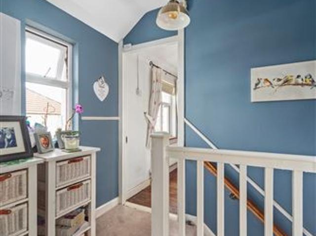 310,000 | 156 Thomond Road, Ballyfermot, Dublin 10 Property Partners O'Brien Swaine 5013 MyHome. Ie Residential