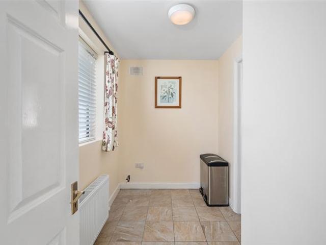 310,000 | 299 Landen Road, Ballyfermot, Dublin 10 Berkeley & Associates 5011 MyHome. Ie Residential