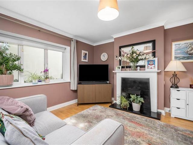 310,000 | 3 Delhurst Close, Ongar, Dublin 15 Baxter Real Estate 5021 MyHome. Ie Residential