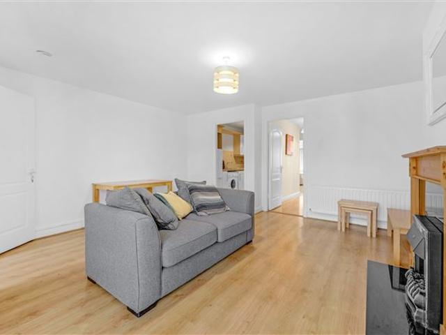 310,000 | 46 Boroimhe Cherry, Swords, County Dublin PropertyTeam Paul Reddy 4995 MyHome. Ie Residential
