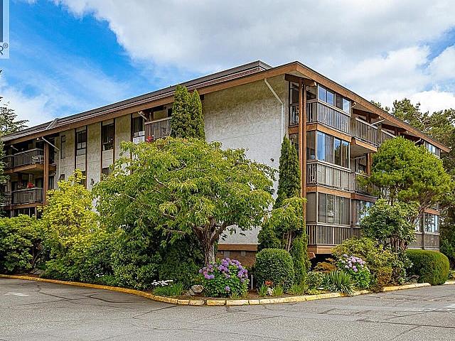 310 1009 Mckenzie Ave Saanich, British Columbia