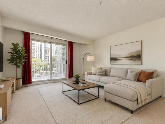 310 10153 St Nw, Edmonton, AB, T5K 1X5 condo for sale | Listing ID E4502 | Royal LePage