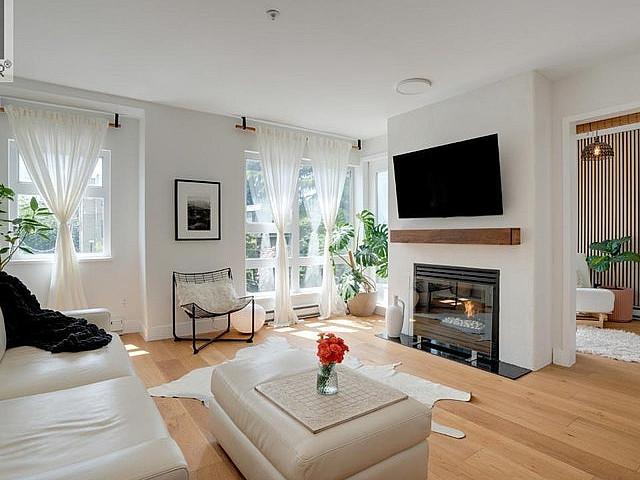 310 1823 W 7th Avenue Vancouver, British Columbia