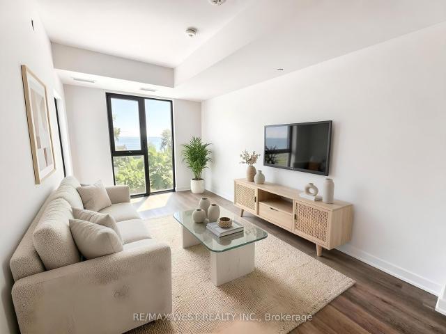 310 2075 Lakeshore Road, Burlington | Leased, W13642 | Condos. Ca