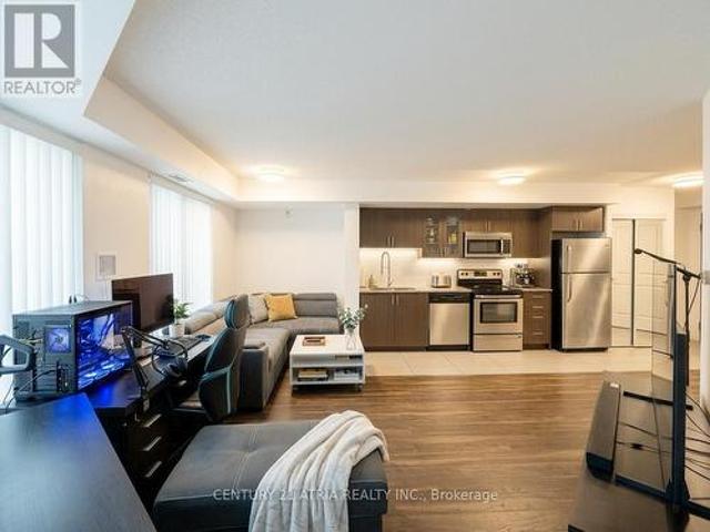 310 75 Norman Bethune Avenue, Richmond Hill, ON, L4B 0B6 condo for sale | Listing ID N13460 | Royal LePage