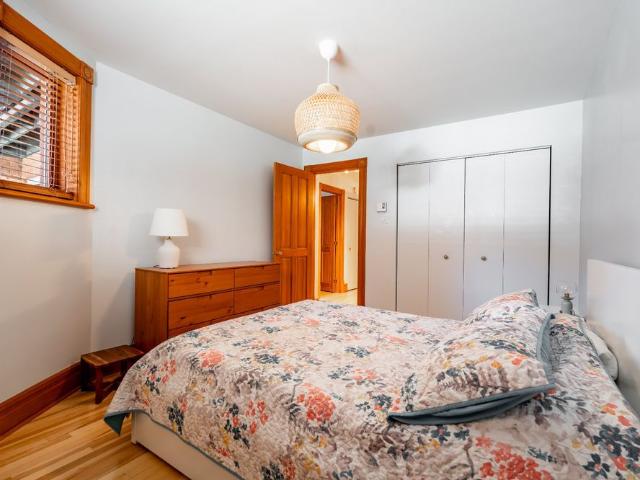 310 Av. Laurier E Montréal Le Plateau Mont Royal, QC H2T