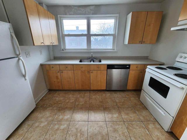 310 Blake 2 Bedroom Apartment for Rent at 310 Blake Blvd, Ottawa, ON K1L 6L5 Vanier