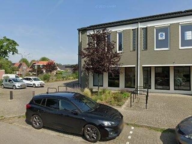 310 m2 office space for rent in Rheden