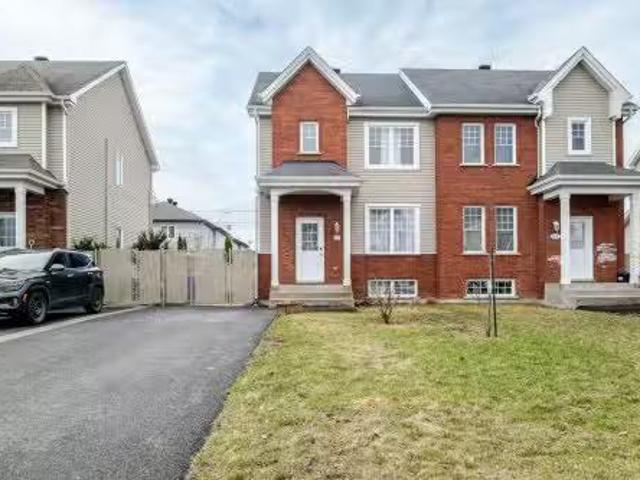3110 Boul. Ivanier, Marieville, QC, J3M 0G1 house for sale.