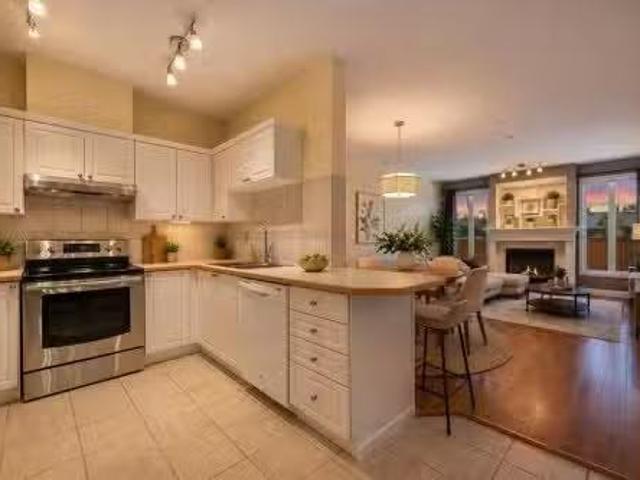 # 3113 Lake Fraser Court Se, Calgary, AB, T2J 7H4 condo for.