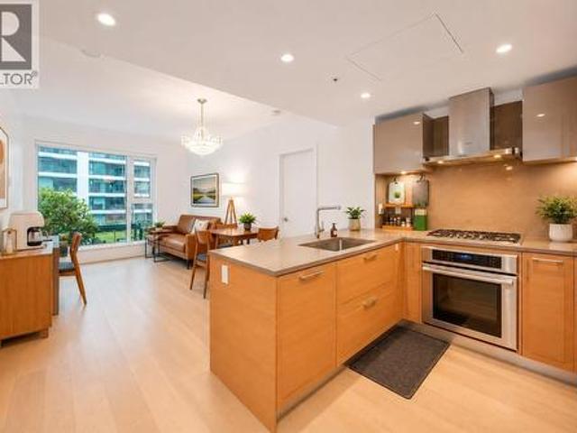 311 7 Adera Street, Vancouver, BC, V6P 0H8 Single Family Property For Sale | Listing ID R3136 | Royal LePage
