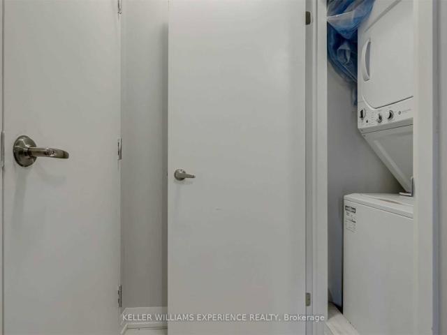 311 400 The East Mall, Etobicoke | 1Beds/1Bath, Townhouse, $2,000/mo | Condos. Ca