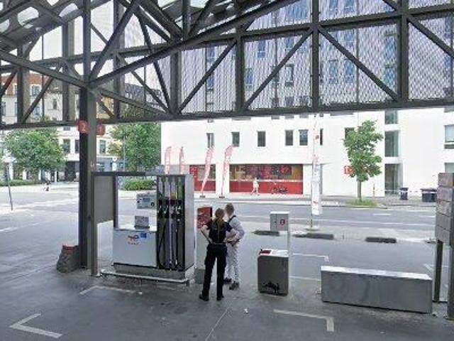 311 458 m2 office space for rent in Stad Antwerp