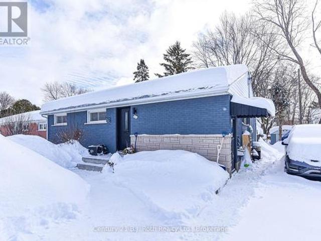 311 James Street E, Orillia, ON, L3V 1M4 house for sale | Listing ID S11977 | Royal LePage