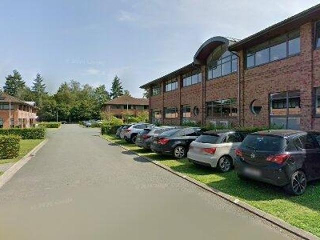 311 m2 office space for rent in Lasne