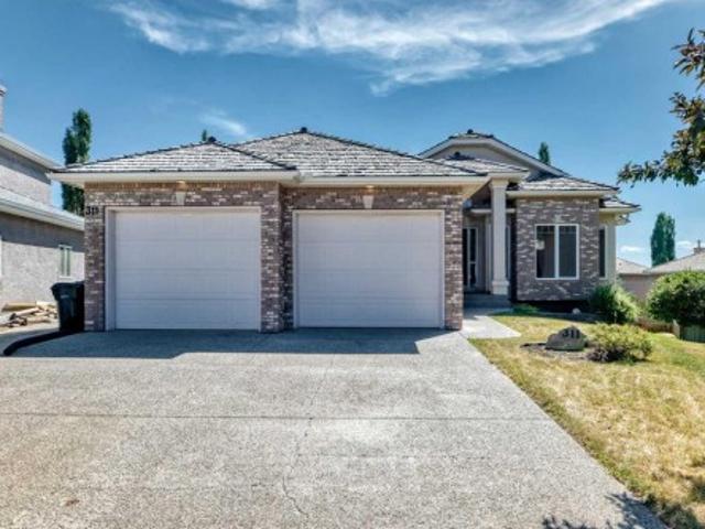 311 Royal Crest Bay Nw, Calgary, AB, T3G 4M3 house for sale | Listing ID A2325 | Royal LePage