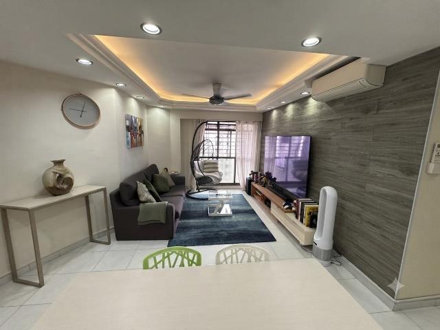 311C Anchorvale Lane HDB Apartment For Sale, $590,000, 3 Bed 2 Bath 1,023 sqft $577.00 psf