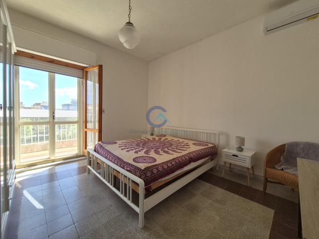 3126 Appartamento Quadrilocale in affitto a Catanzaro Lido Corso