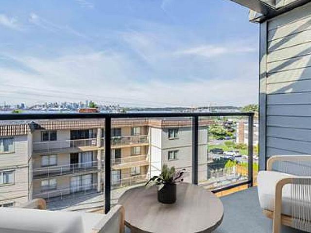 312 240 Mahon Avenue North Vancouver, Bc