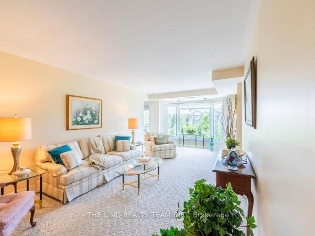 312 85 Wellington Street W, Aurora | For Sale @ $678,888 | Condos. Ca