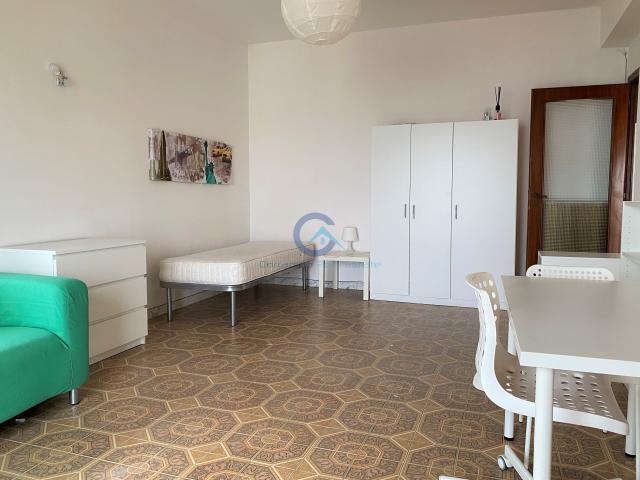 312 Stanza In appartamento in affitto a Catanzaro Lido Corso
