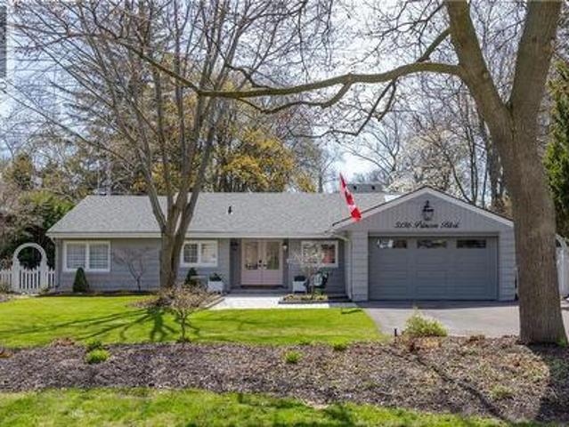 3136 Princess Boulevard, Burlington, ON, L7N 1G4 house for sale | Listing ID 40849 | Royal LePage
