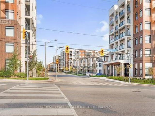 313 165 Canon Jackson Drive W, Toronto, ON, M6M 0C4 condo for sale | Listing ID W9399 | Royal LePage