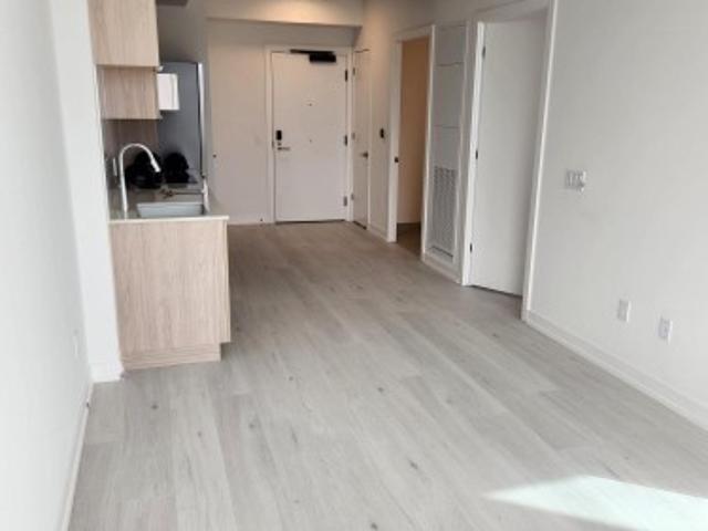 313 2 Saw Whet Boulevard, Oakville, ON, L6M 5N2 lease for lease | Listing ID W13466 | Royal LePage