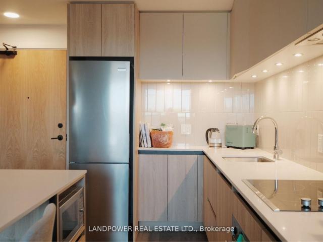 313 7 Bathurst Street, Vaughan | For Rent @ $2,250 | Condos. Ca