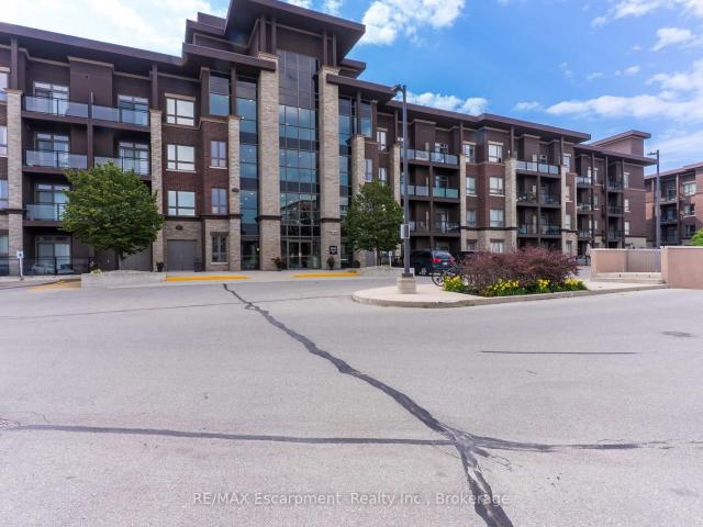 313 5 Corporate Drive, Burlington | For Sale @ $459,000 | Condos. Ca