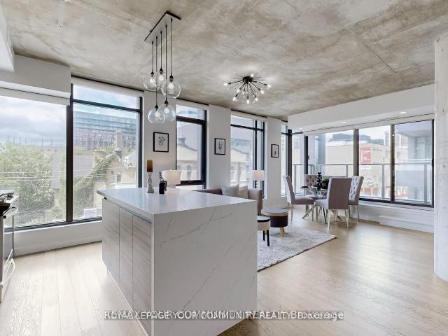 314 111 Bathurst Street, Toronto | Leased, C13614 | Condos. Ca