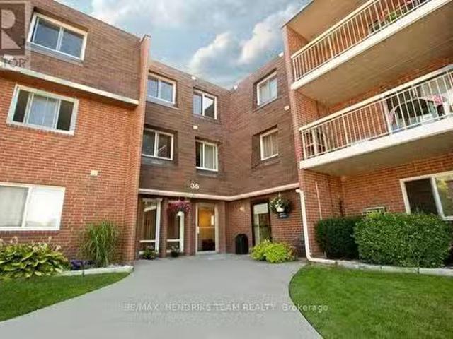 314 38 Arran Drive, St. Catharines Lakeport, ON, L2N 6X5.