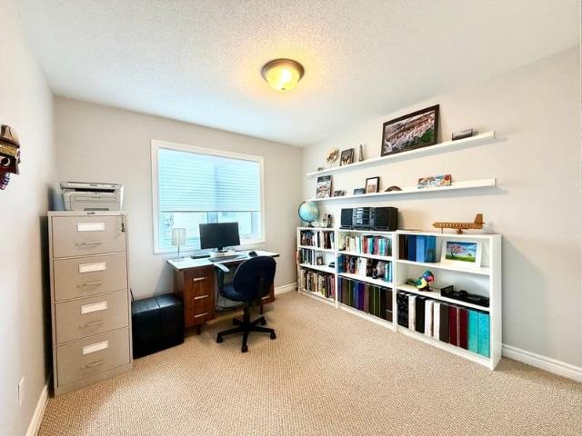 314 Oakcrest Way 3 Bedroom Apartment for Rent at 314 Oakcrest Way, Ottawa, ON K4A 0L4 Avalon