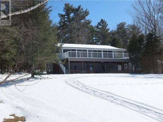 314 Perry Ave, Killarney, ON, P0M 2A0 house for sale | Listing ID 2121 | Royal LePage