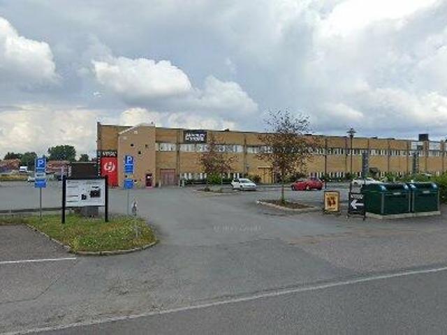 3150 m2 lager uthyres i Jönköping