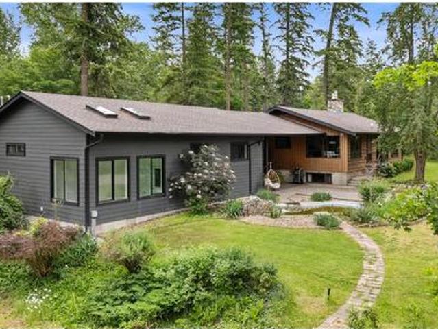 3153 Hall Road, Kelowna, BC, V1W 2R8 house for sale | Listing ID 10388 | Royal LePage
