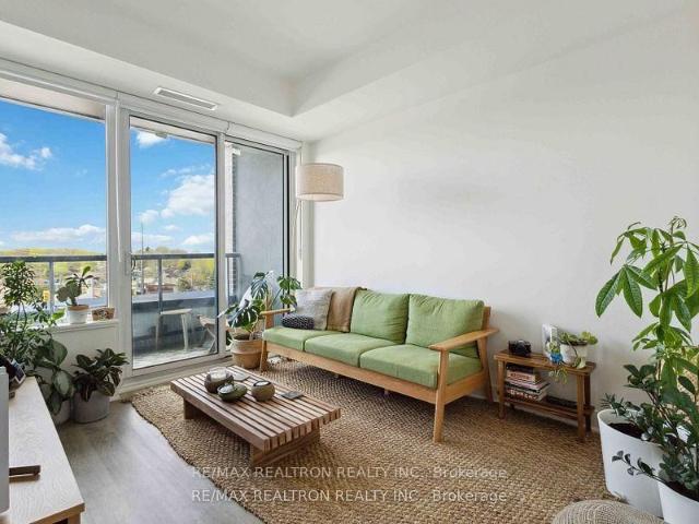 315 185 Deerfield Road, Newmarket | For Sale @ $465,000 | Condos. Ca