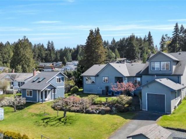 315 Crescent Rd West, Qualicum Beach, BC, V9K 1J7 house for sale | Listing ID 1040 | Royal LePage