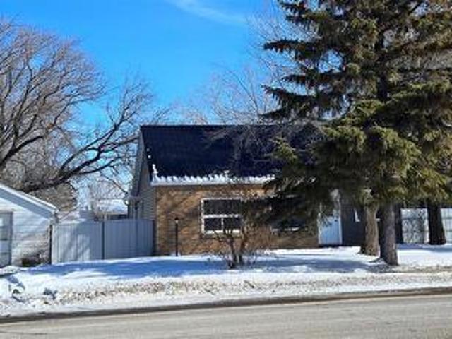 315 Government Road, Stoughton, SK, S0G 4T0 house for sale.