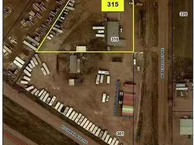 315 Mitchell Street Ne, Redcliff, AB, T0J 2P0 commercial for.