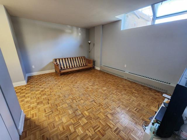 315 Nelson Street Studio Apartment for Rent at 315 Nelson St, Ottawa, ON K1N 7S5 Sandy Hill