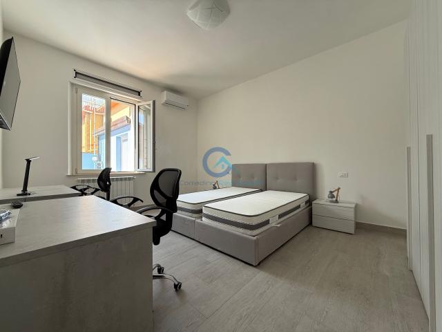 3167 Stanza In appartamento in affitto a Catanzaro Lungomare
