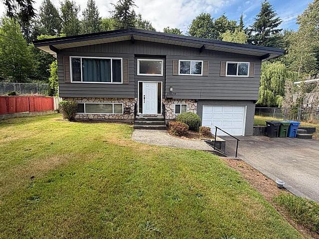 31639 Charlotte Avenue Abbotsford, British Columbia