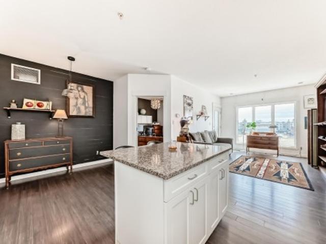 316 10518 St Nw, Edmonton, AB, T5H 0C6 condo for sale | Listing ID E4500 | Royal LePage