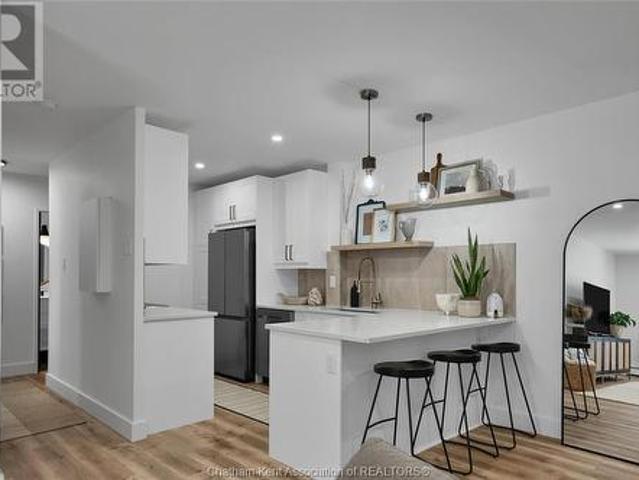 316 225 Campus Parkway, Chatham, ON, N7L 4X2 condo for sale | Listing ID 25007 | Royal LePage