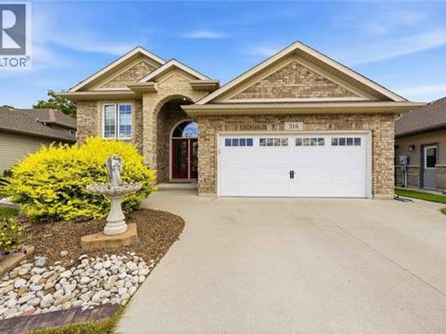 316 Homestretch Drive, St Clair, ON, N0N 1G0 house for sale | Listing ID 26014 | Royal LePage