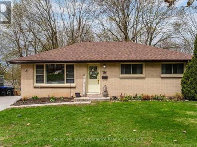 316 Hanly Street, Midland, ON, L4R 2N9 house for sale | Listing ID S13089 | Royal LePage