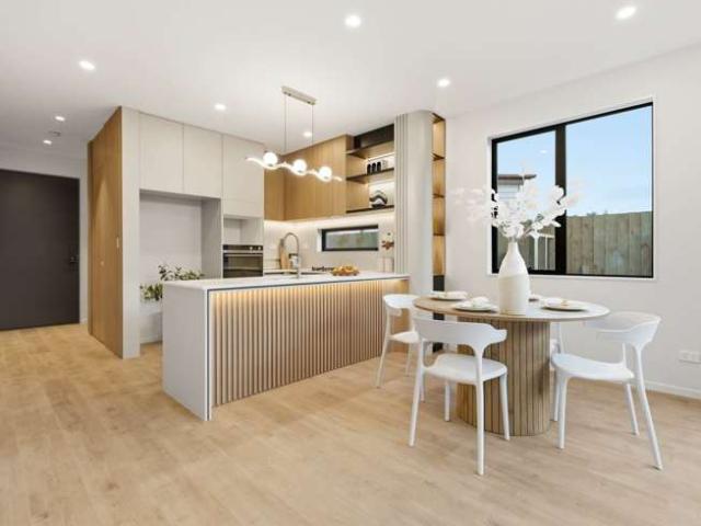3/16 Tetrarch Place, Totara Vale, North Shore City