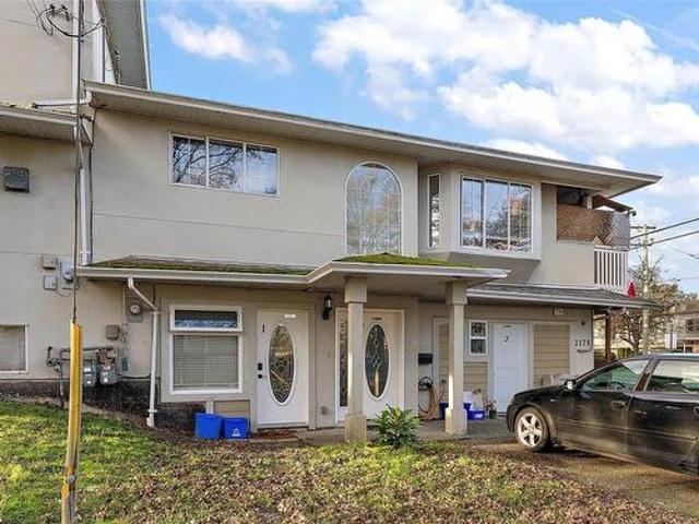 3176 Balfour Ave, Victoria, BC, V9A 1S1 house for sale | Listing ID 995986 | Royal LePage