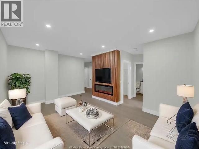 3177 Riverside DRIVE Unit# 208